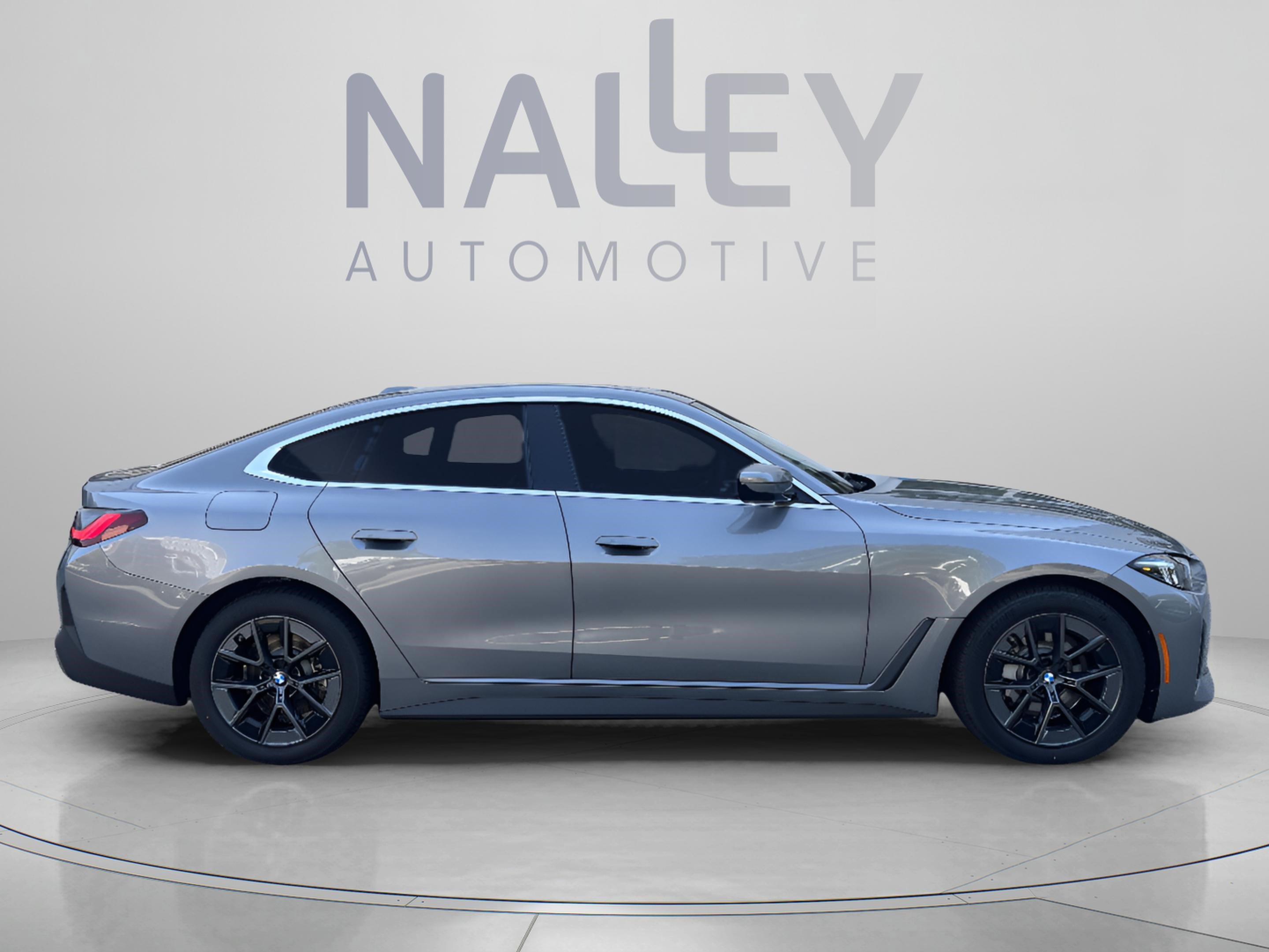 New 2026 BMW i4 xDrive40i w/ Premium Package AWD/4WD image 4