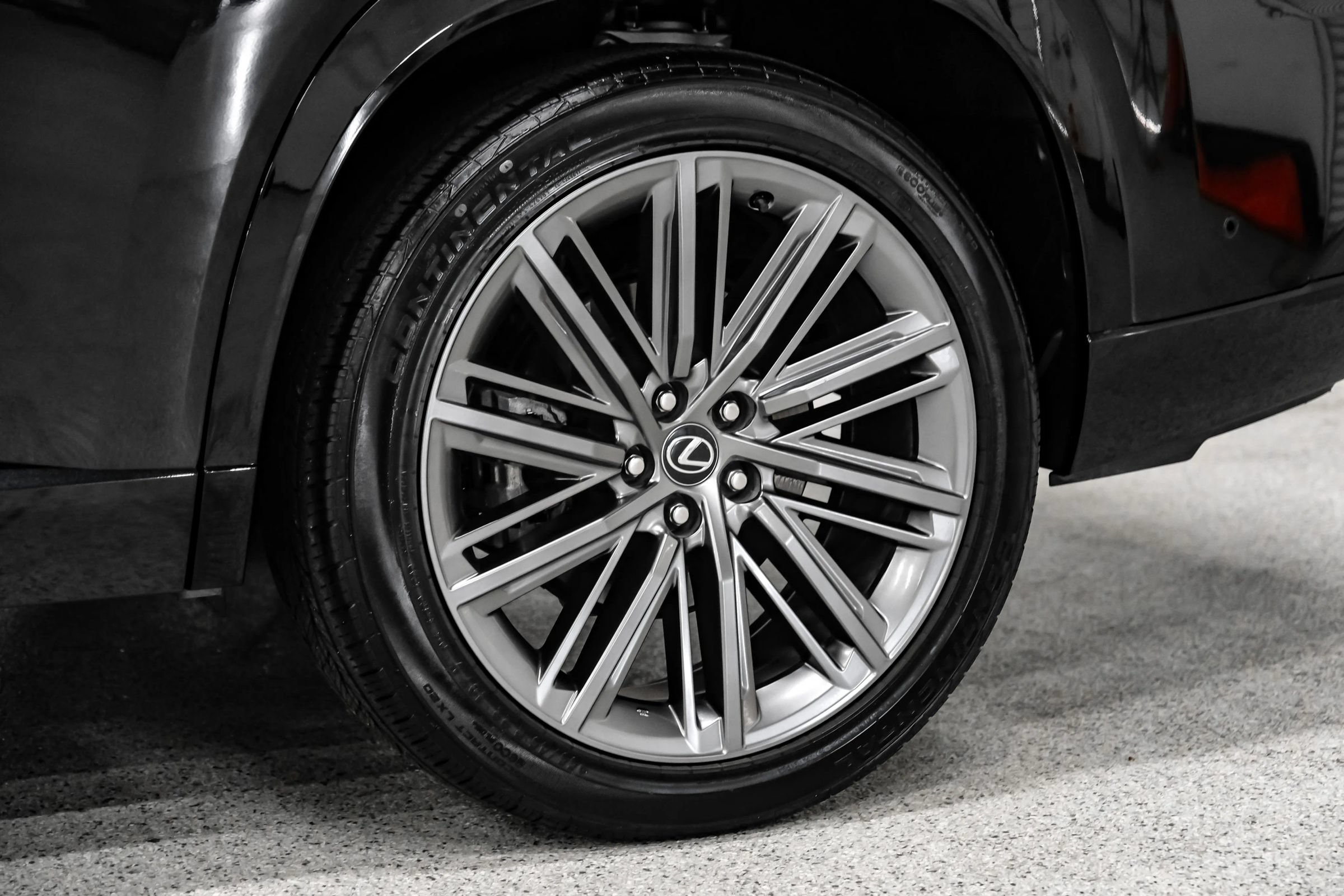 Used 2024 Lexus TX 550h AWD Plug-In Hybrid w/ Technology Package image 76