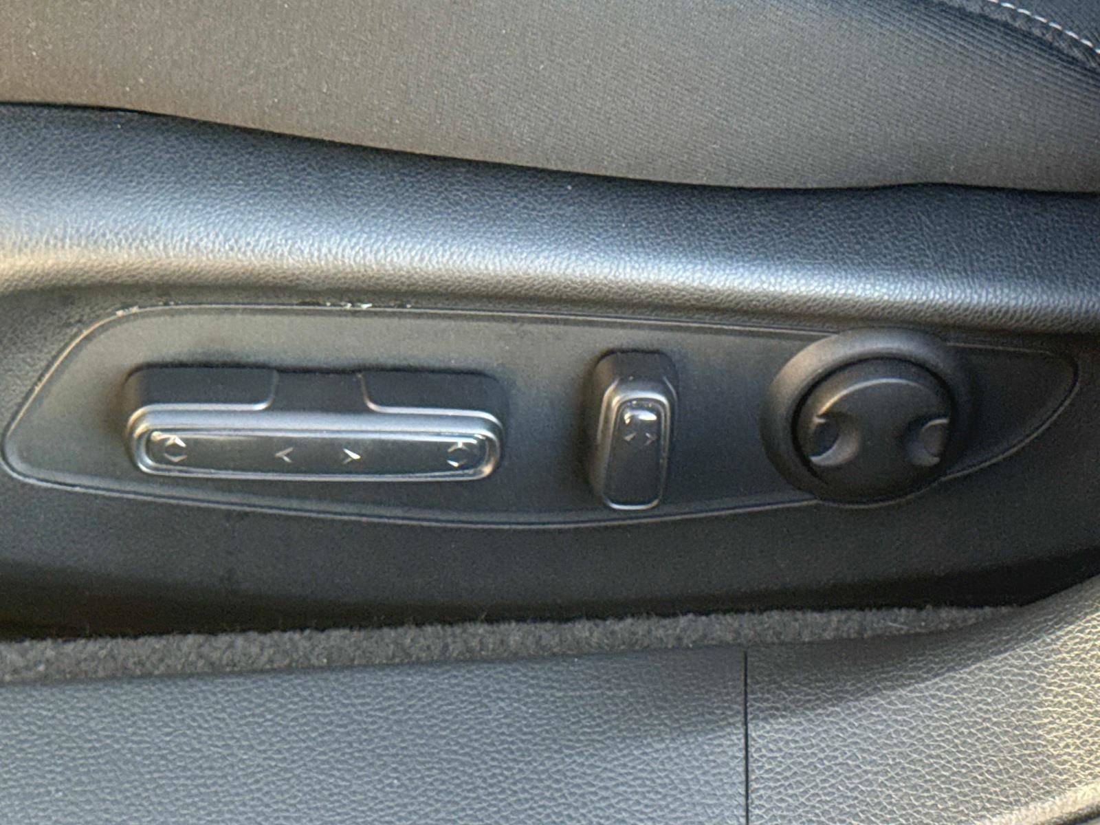 Certified 2025 Honda Accord Sport image 19