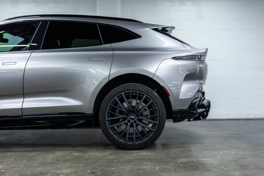 Used 2026 Aston Martin DBX 707 AWD/4WD image 20