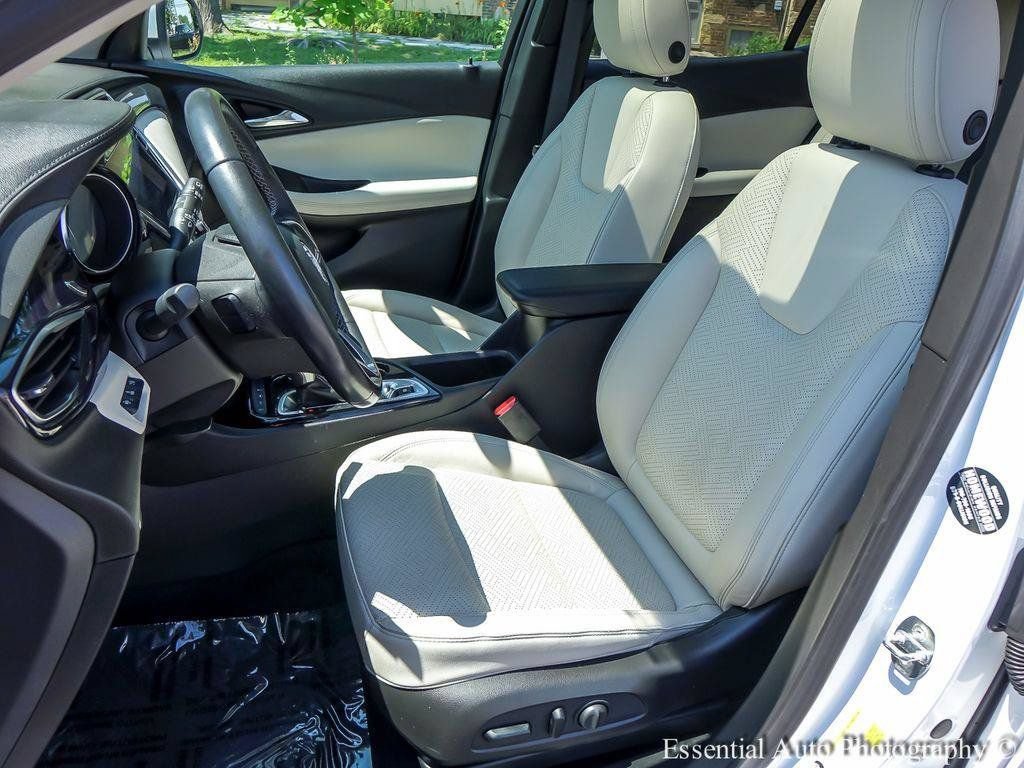 Used 2021 Buick Encore GX Essence w/ Advanced Technology Package AWD/4WD image 9