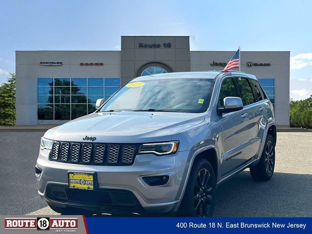 Used 2021 Jeep Grand Cherokee Laredo X AWD/4WD image 2