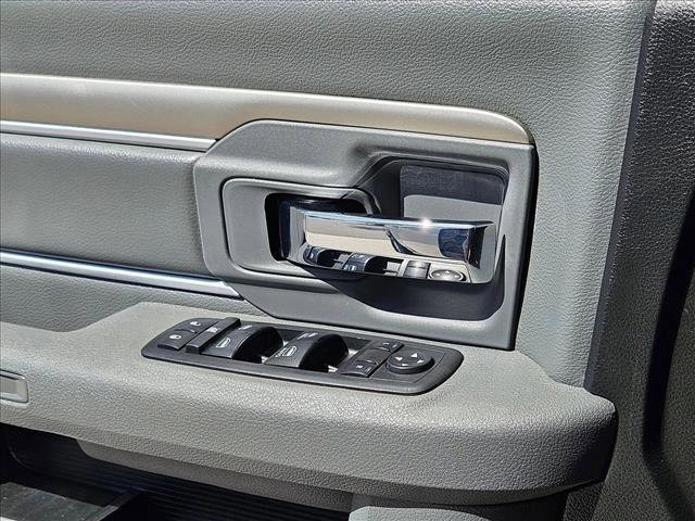 Used 2015 Chevrolet Silverado 2500 LT w/ LT Convenience Package AWD/4WD image 27