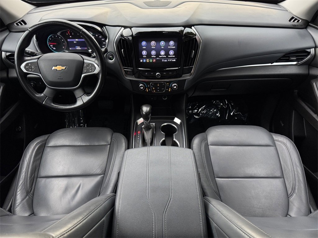 Used 2021 Chevrolet Traverse LT w/ LT Premium Package image 16