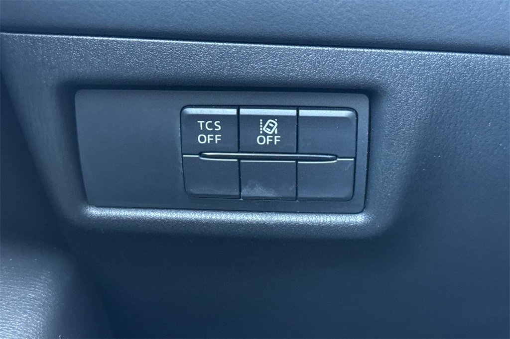 Used 2021 MAZDA CX-5 Touring image 32