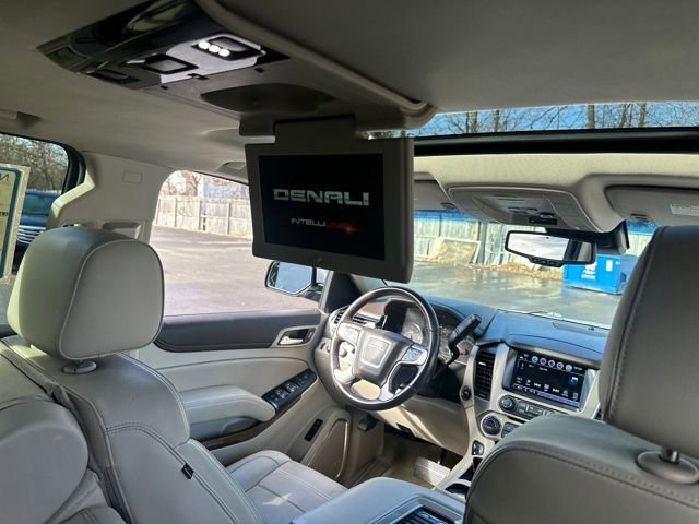 Used 2018 GMC Yukon XL Denali w/ Open Road Package image 24