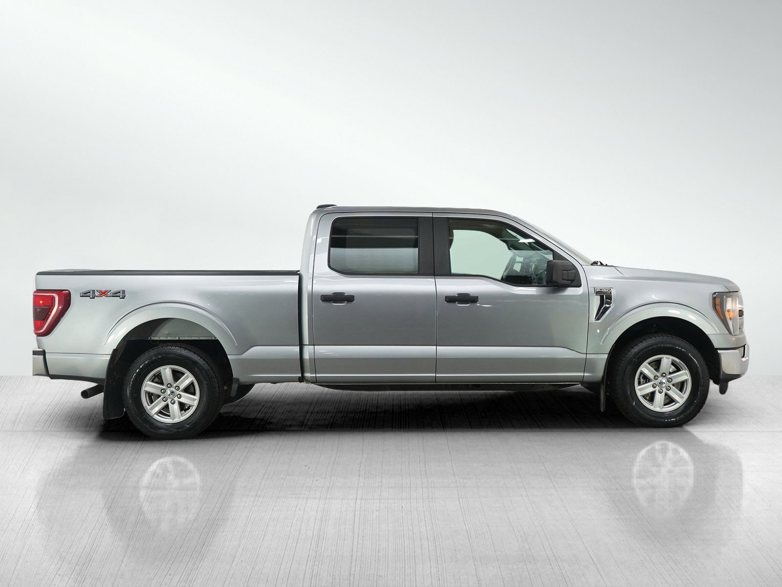 Used 2023 Ford F150 XLT AWD/4WD image 7
