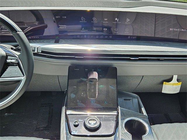 New 2025 Cadillac Escalade IQ Luxury 1 image 17