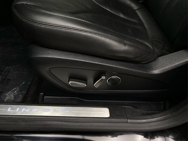 Used 2017 Lincoln MKC Reserve w/ Lincoln MKC Climate Package AWD/4WD image 24