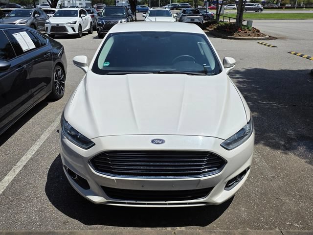 Used 2013 Ford Fusion SE FWD image 2