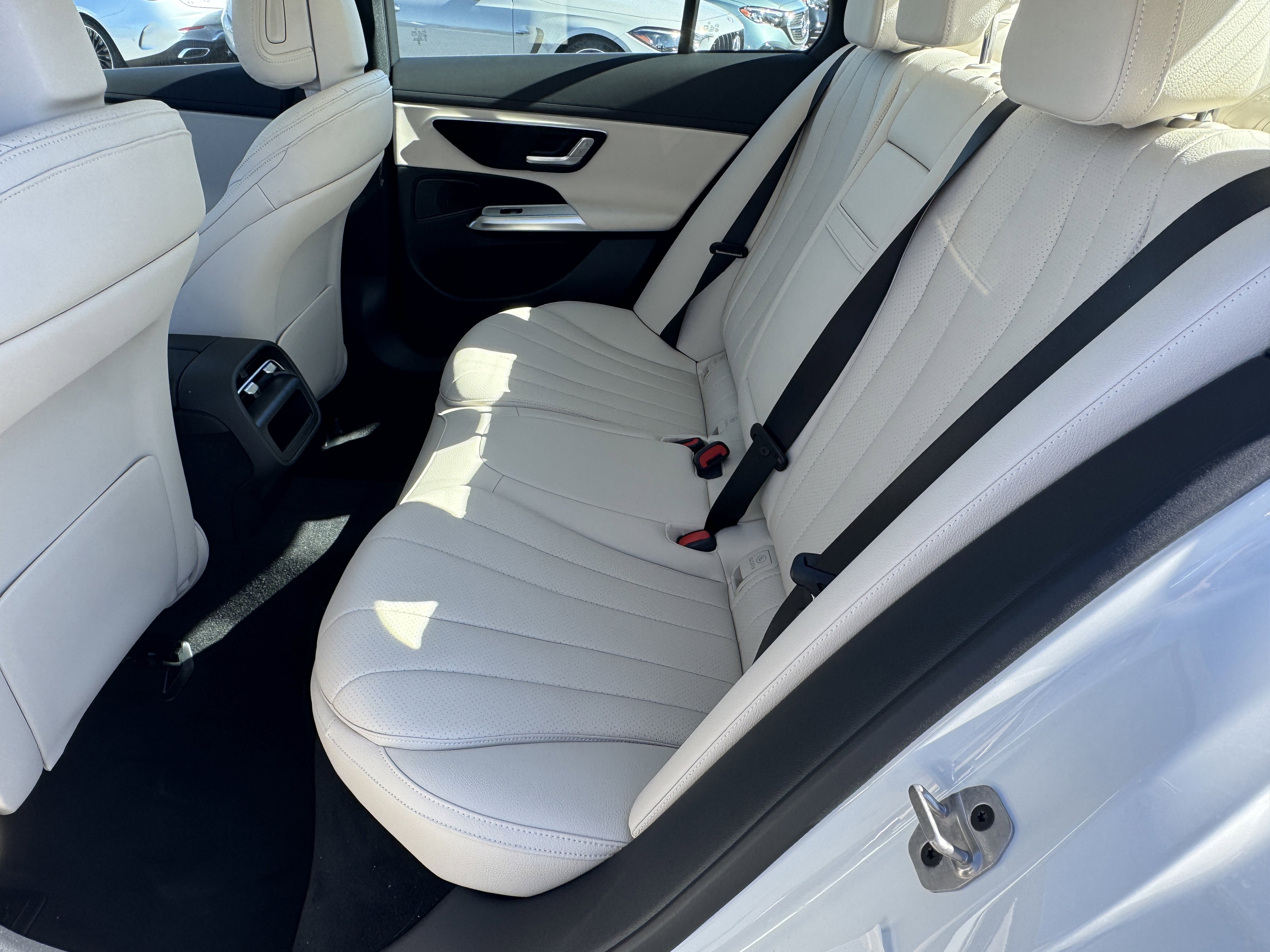 New 2026 Mercedes-Benz E 350 Sedan image 27