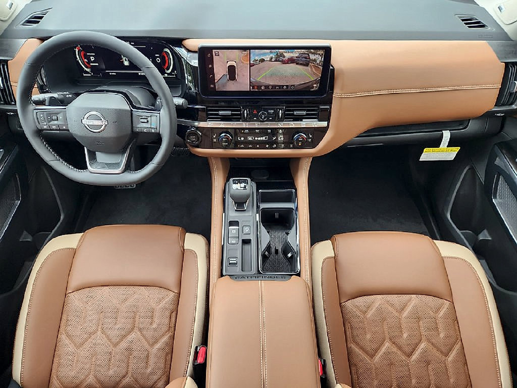 New 2026 Nissan Pathfinder Platinum w/ Accent Package FWD image 25