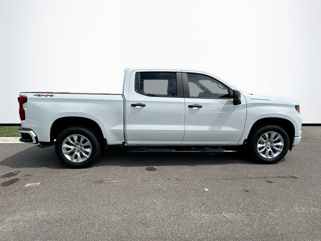 Used 2024 Chevrolet Silverado 1500 Custom AWD/4WD image 9