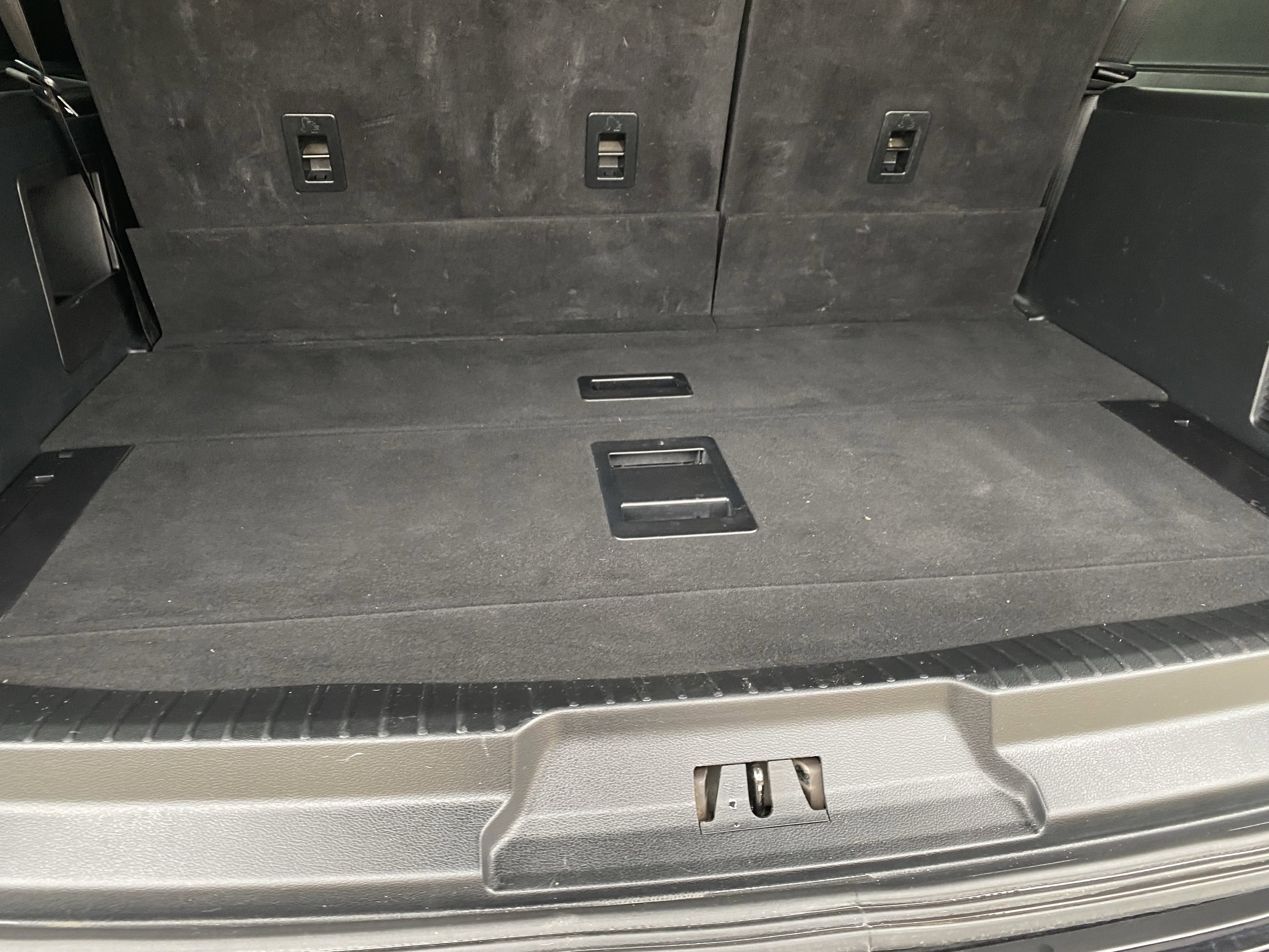 Used 2020 Ford Expedition Max XLT w/ Equipment Group 202A image 15