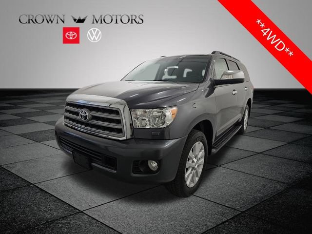 Used 2017 Toyota Sequoia Platinum AWD/4WD image 3