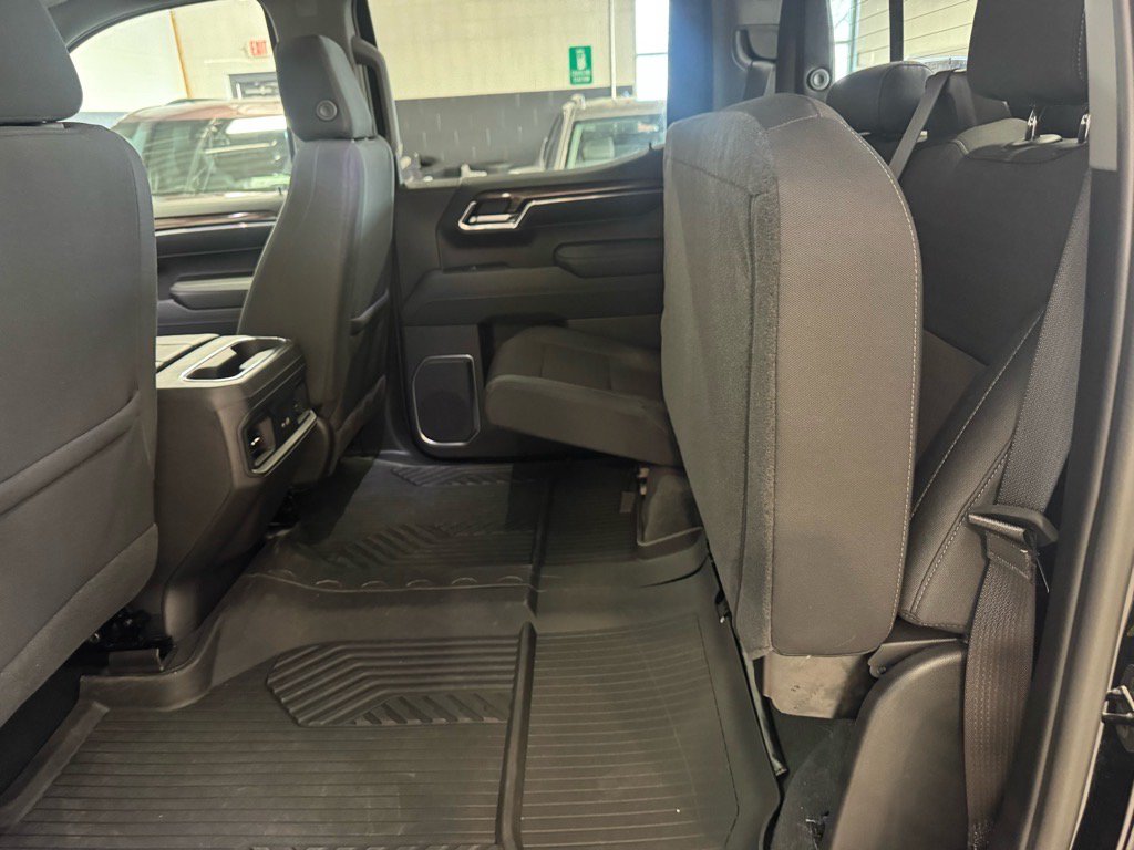 Used 2024 Chevrolet Silverado 1500 LT Trail Boss w/ Convenience Package II AWD/4WD image 12