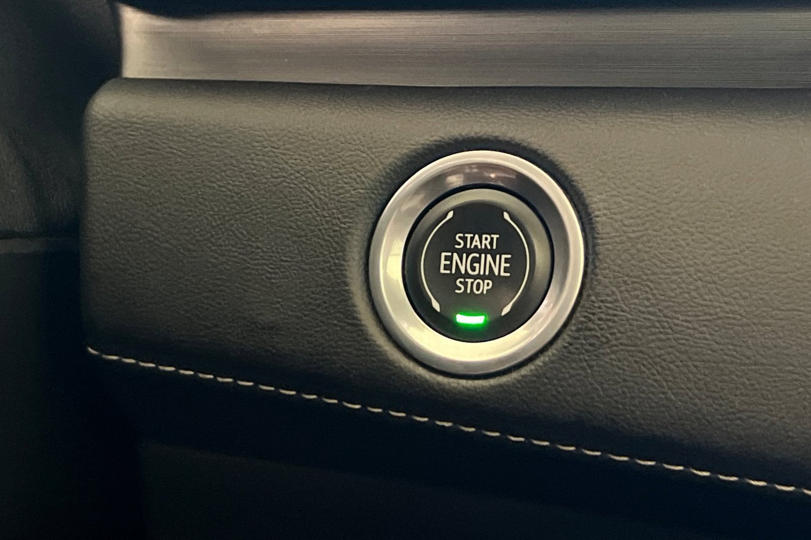 Used 2021 Cadillac Escalade Sport w/ Driver Assist Tech Package image 28