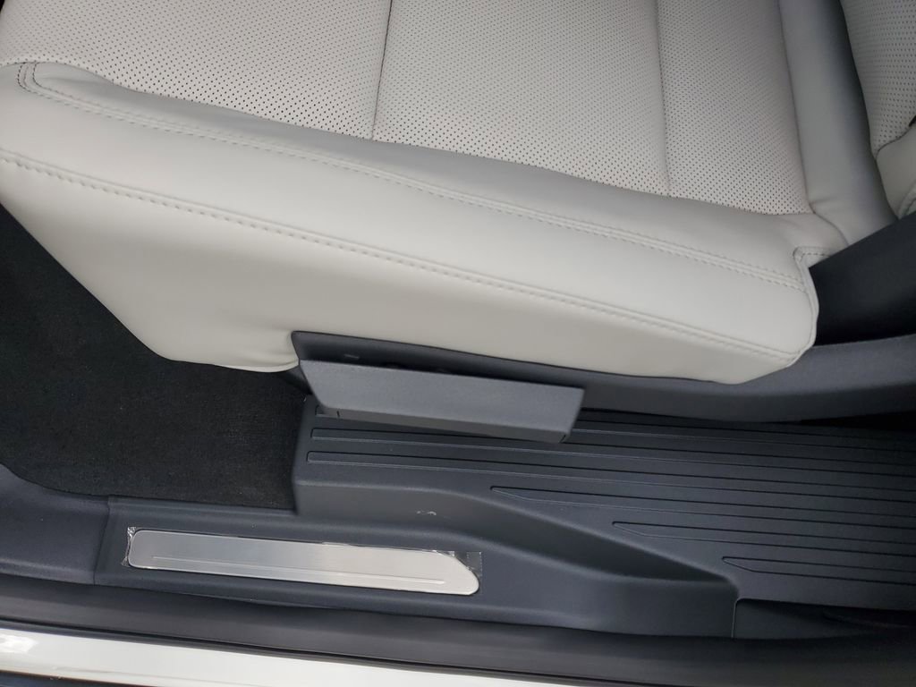 New 2025 Lincoln Navigator L Reserve image 14