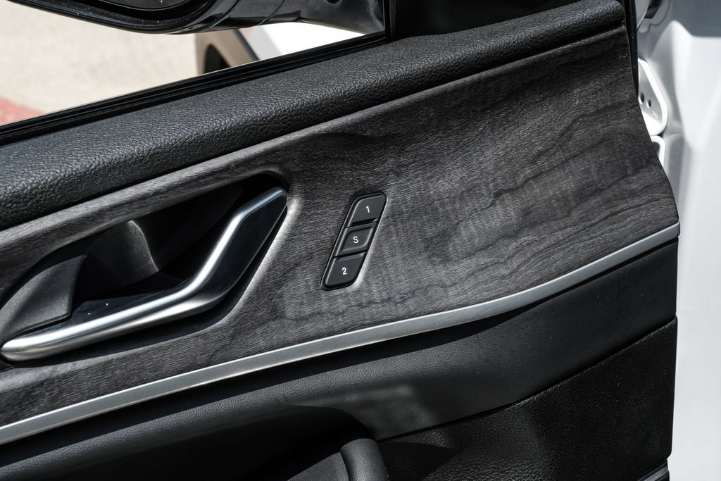 Used 2022 Jeep Grand Cherokee Limited RWD image 54