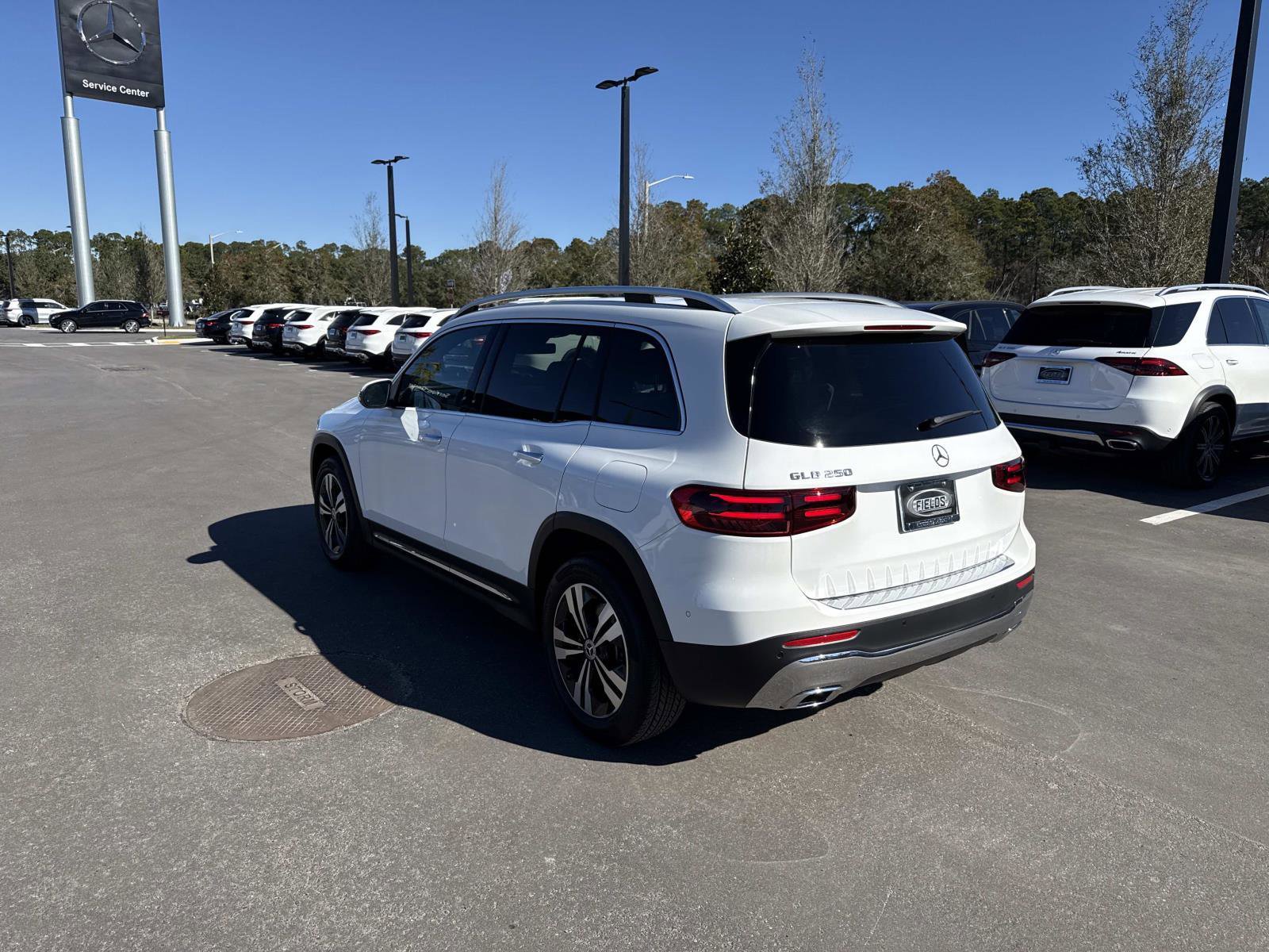 Used 2025 Mercedes-Benz GLB 250 image 5