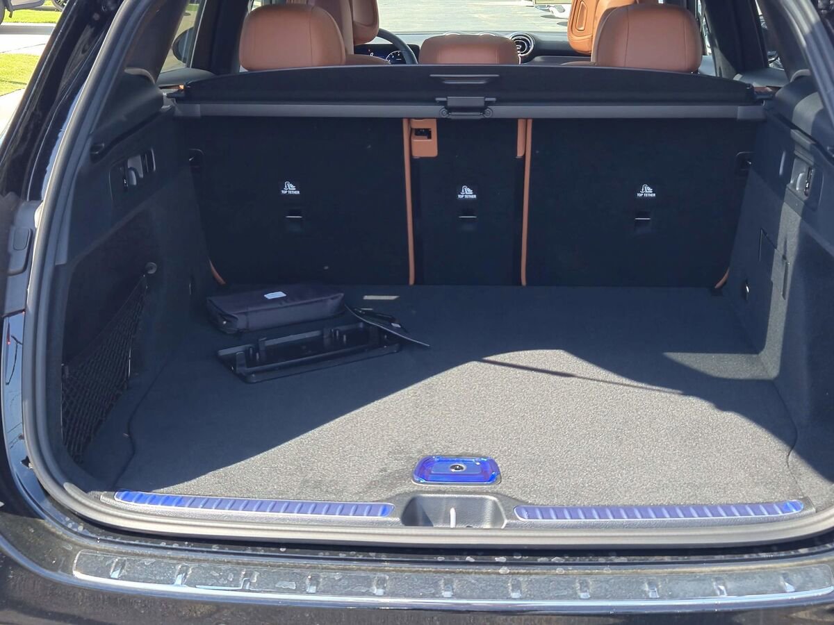 New 2025 Mercedes-Benz GLC 300 4MATIC image 5