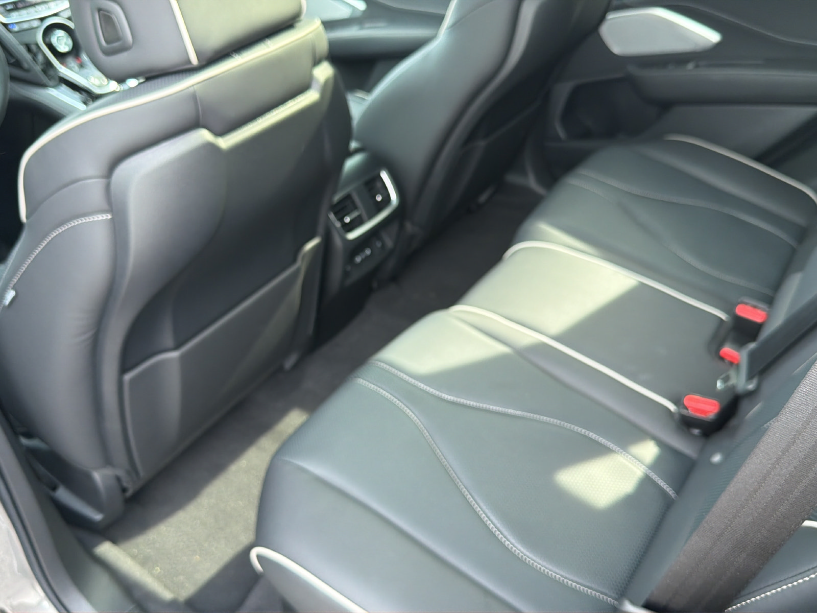 Used 2024 Acura RDX w/ Advance Package AWD/4WD image 34