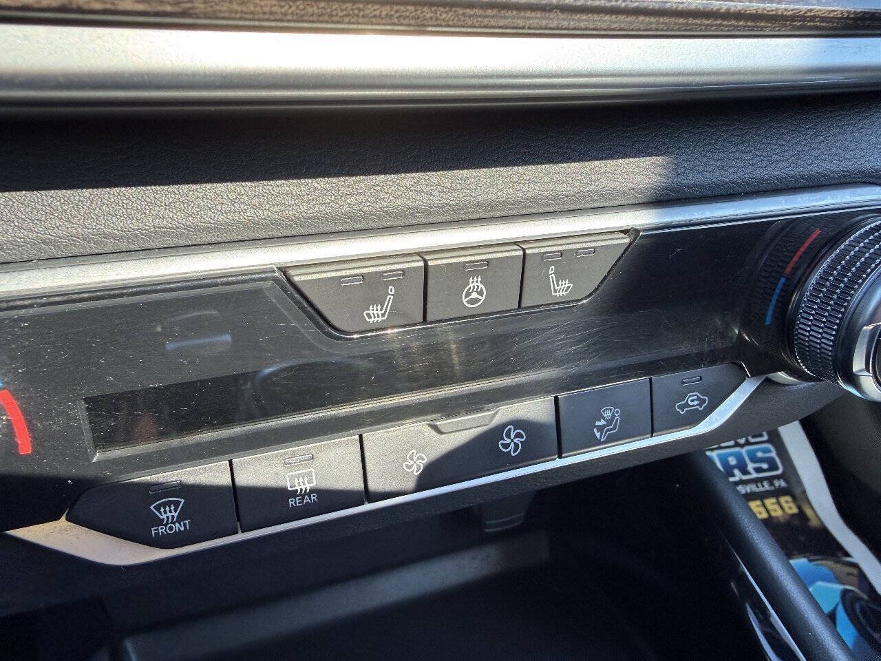 Used 2020 Nissan Altima 2.5 Platinum AWD/4WD image 18