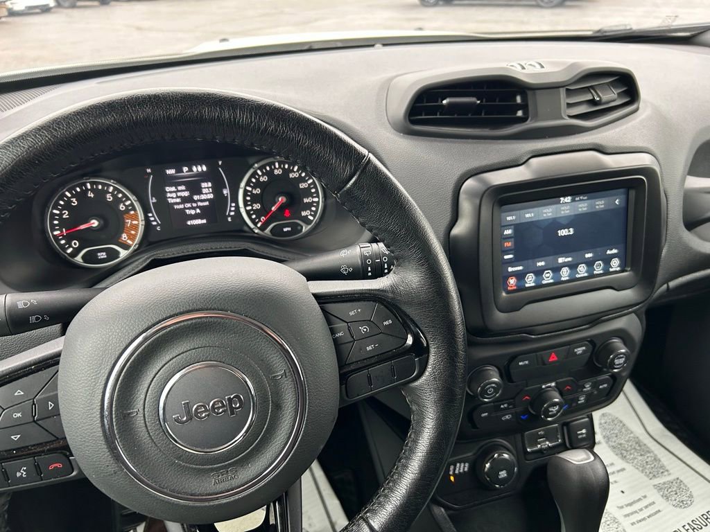 Used 2019 Jeep Renegade Altitude w/ Quick Order Package 2XM image 16