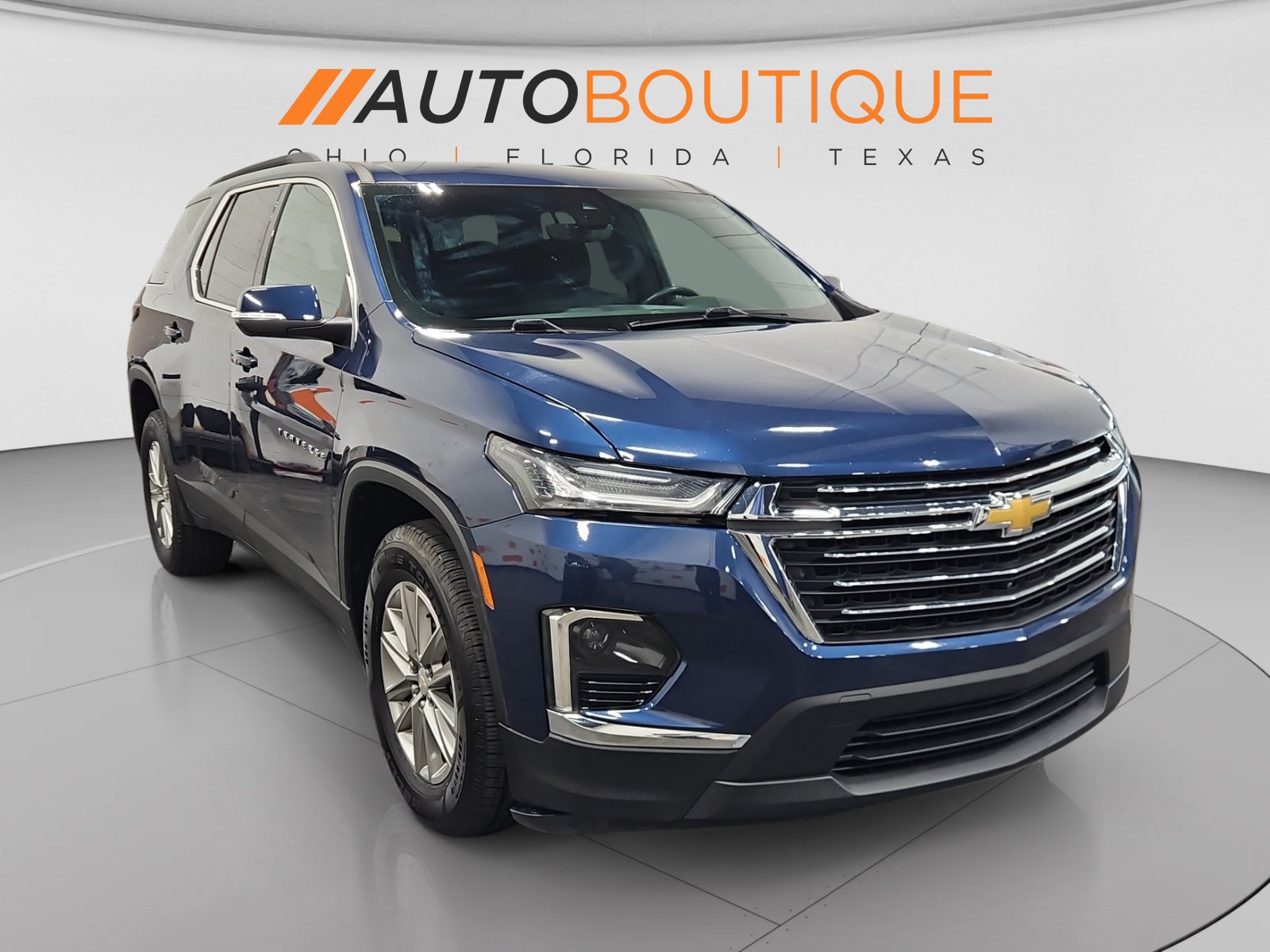 Used 2022 Chevrolet Traverse LT FWD image 7