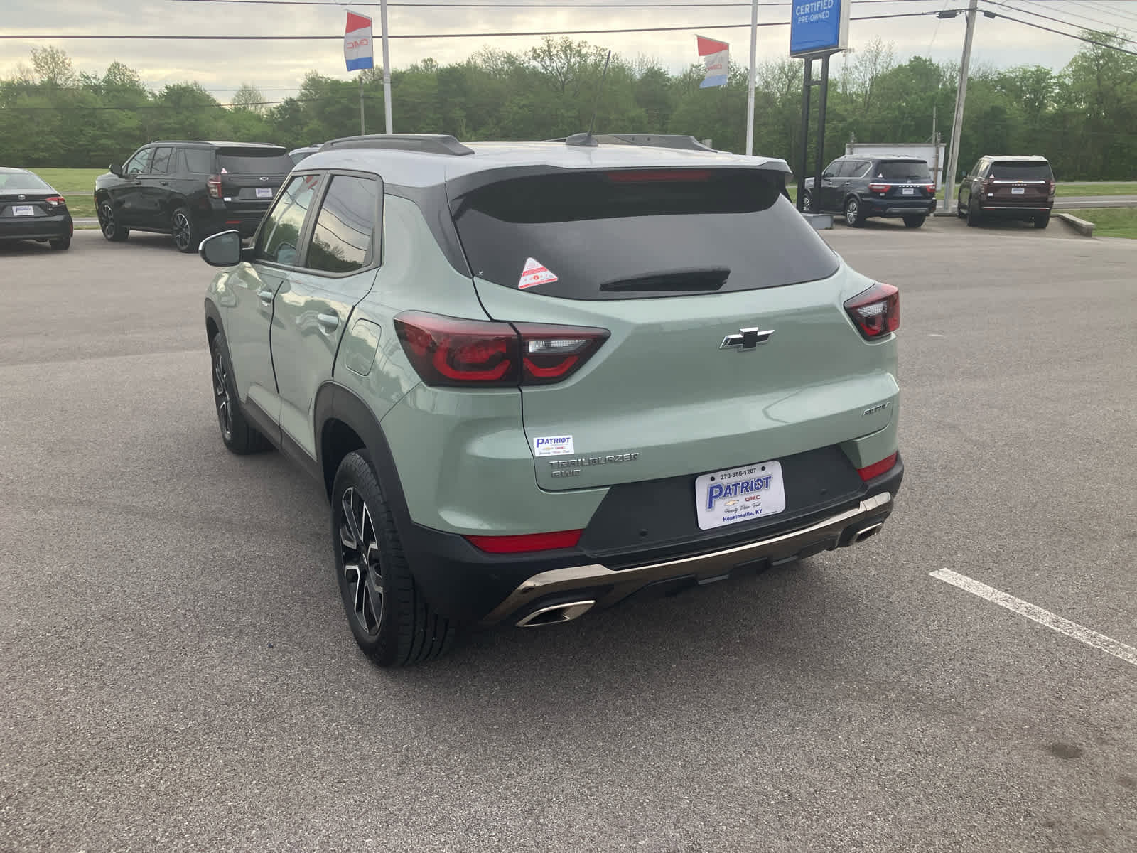 Used 2024 Chevrolet TrailBlazer ACTIV w/ Driver Confidence Package image 3