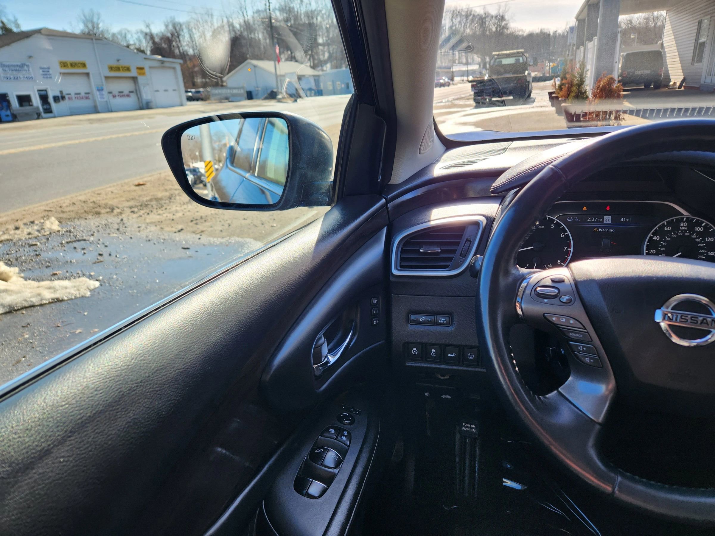 Used 2020 Nissan Murano Platinum w/ Cargo Package image 32