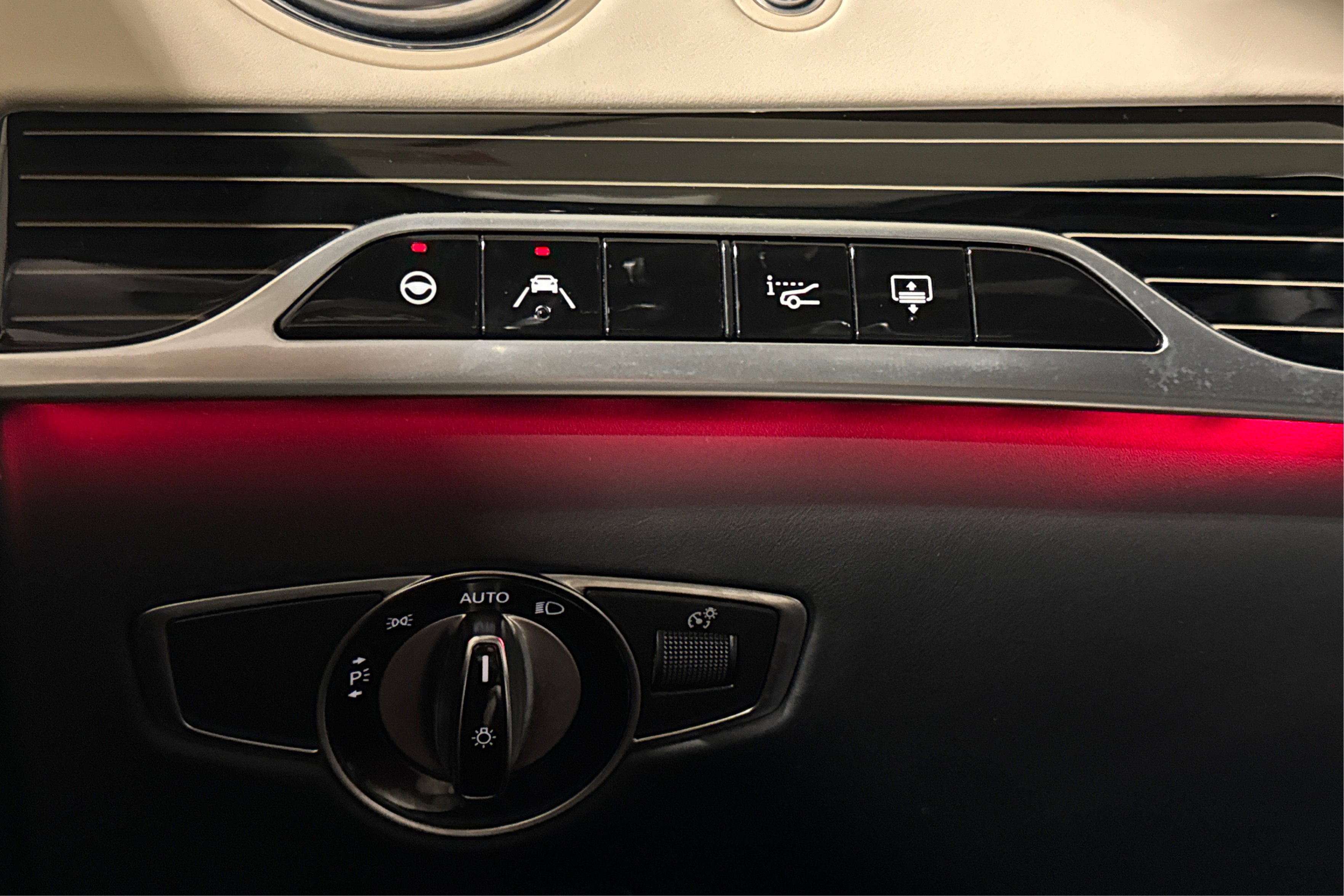 Used 2018 Mercedes-Benz S 560 S 560 AWD image 22