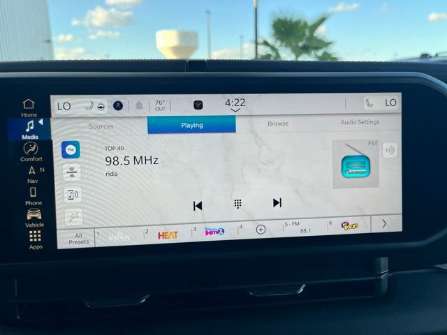 New 2025 Jeep Gladiator High Tide image 11