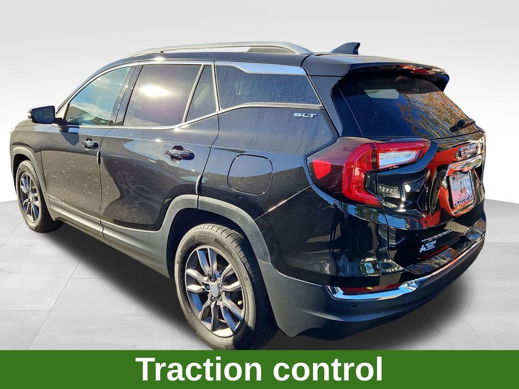 Used 2023 GMC Terrain SLT w/ Infotainment Package II image 4