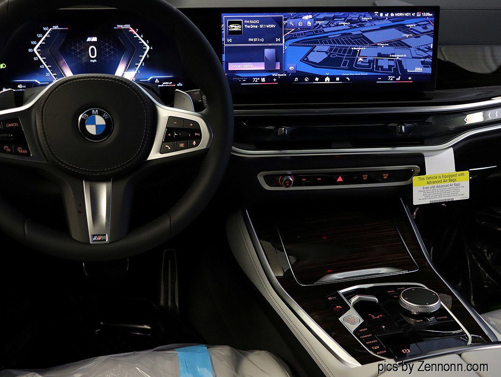 Used 2026 BMW X5 xDrive40i w/ M Sport Package image 13