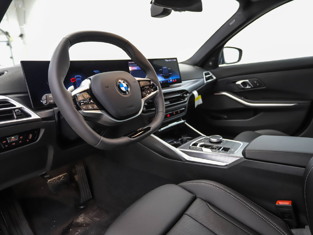 Used 2026 BMW 330i xDrive Sedan w/ Premium Package AWD/4WD image 10