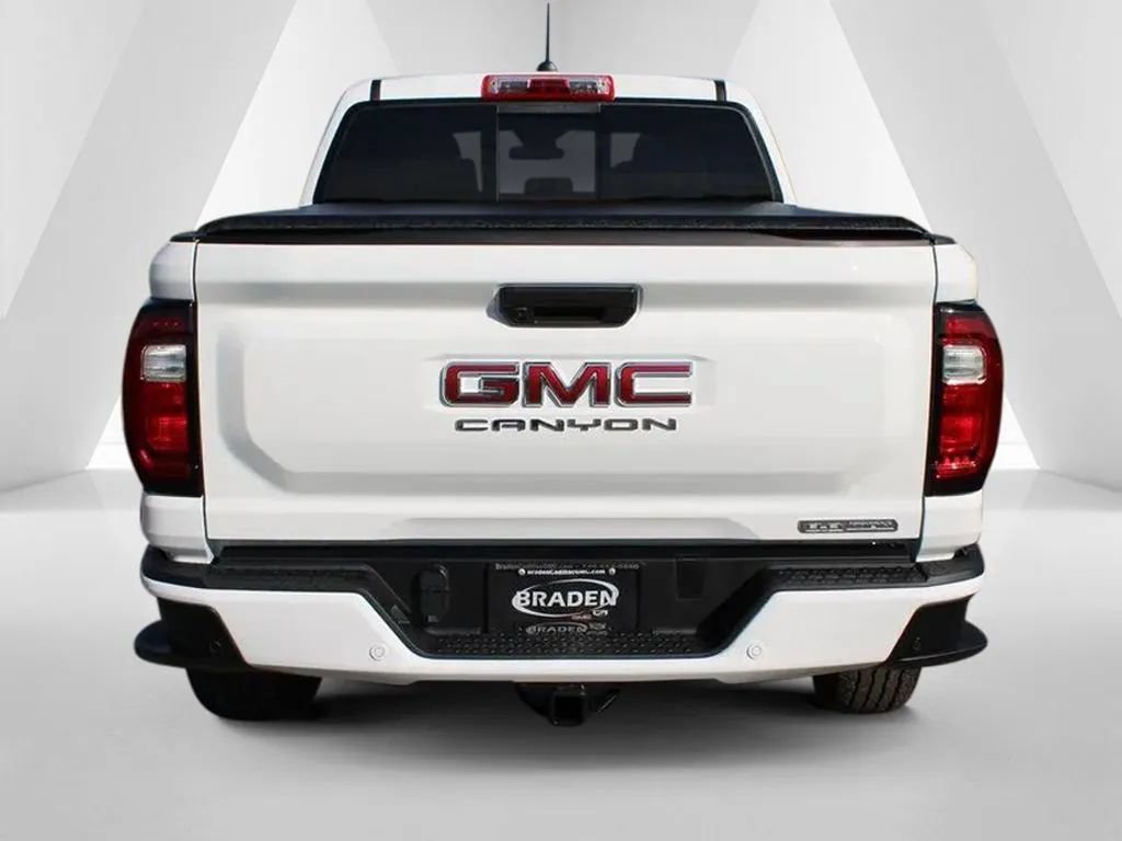 New 2026 GMC Canyon Elevation RWD image 6