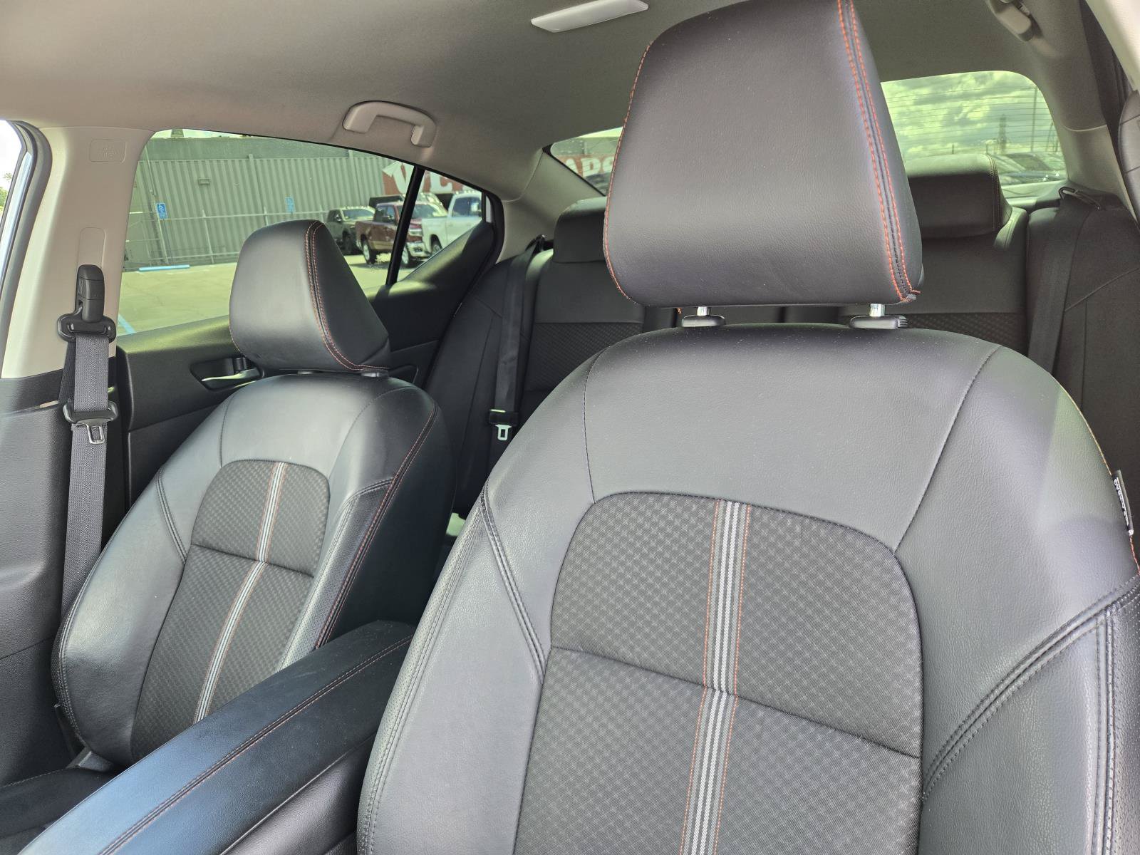 Used 2025 Nissan Altima 2.5 SR FWD image 23