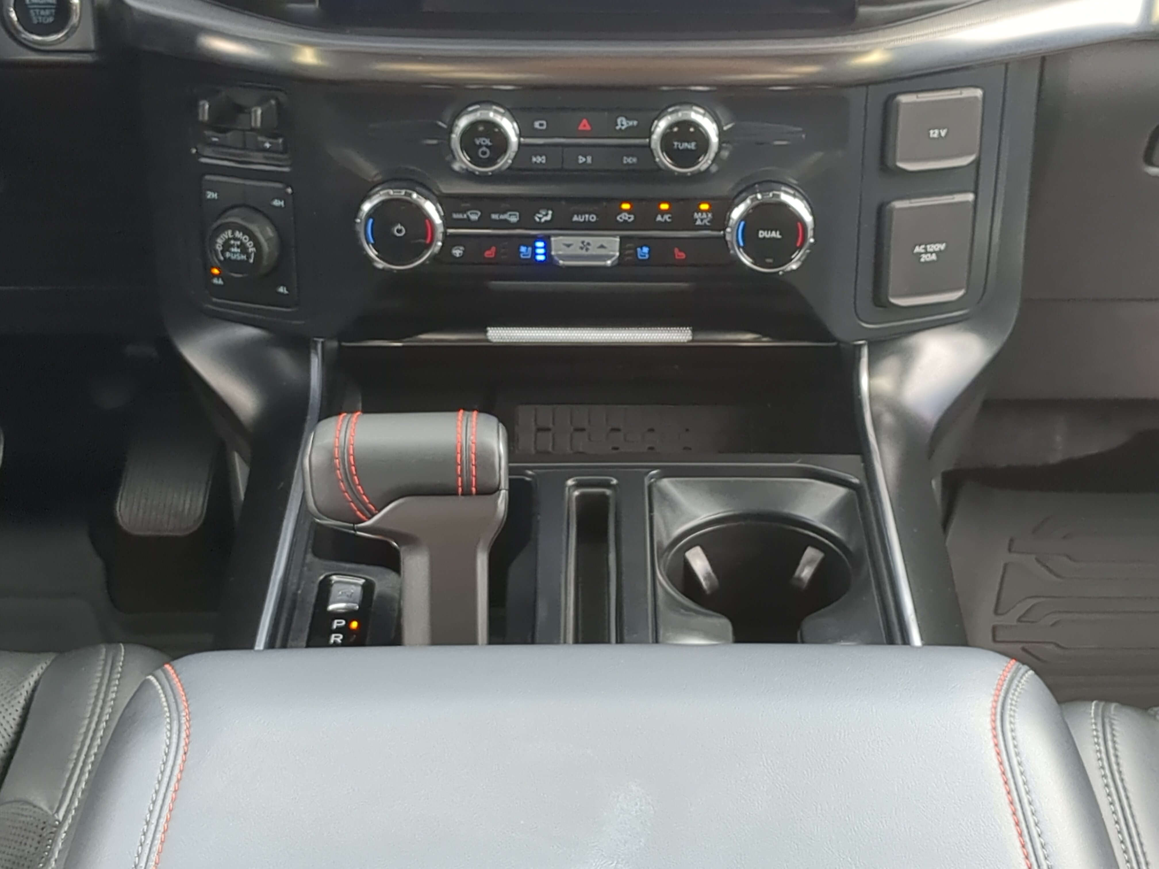 Certified 2025 Ford F150 Raptor AWD/4WD image 17