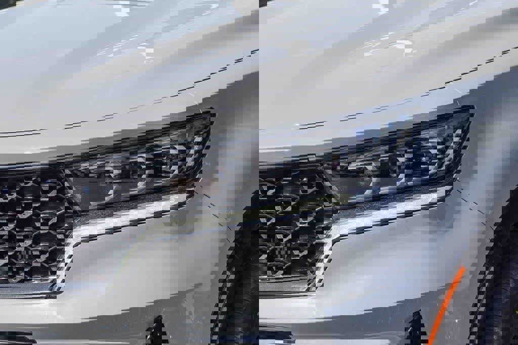 Certified 2023 Kia Sorento SX image 8