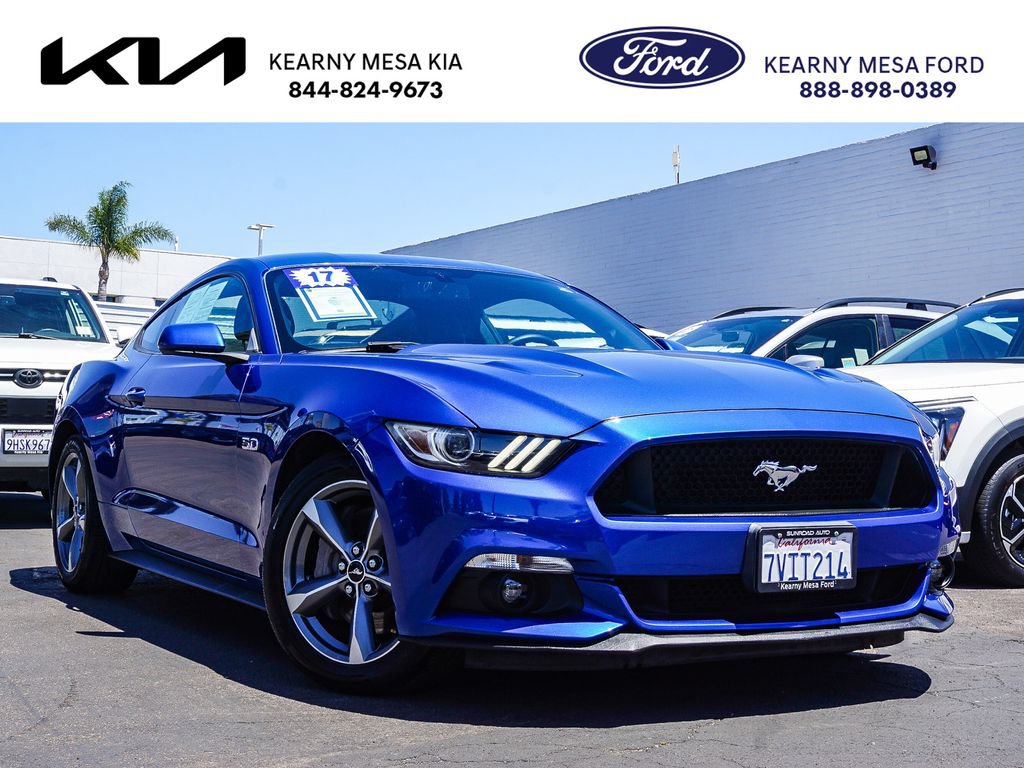 Used 2017 Ford Mustang GT RWD image 1