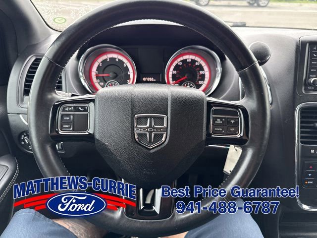 Used 2017 Dodge Grand Caravan SXT w/ Driver Convenience Group FWD image 16