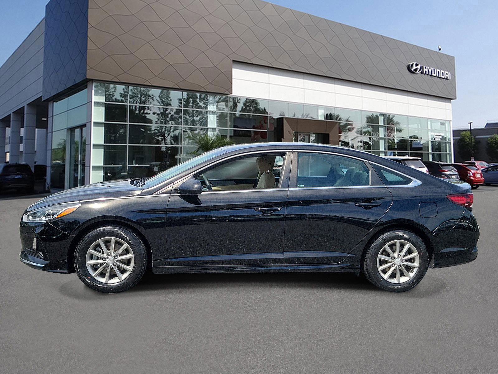 Used 2019 Hyundai Sonata SE image 3