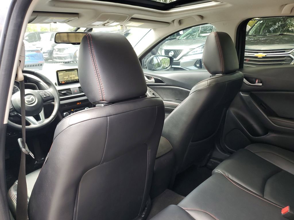 Used 2016 MAZDA MAZDA3 i Grand Touring image 13