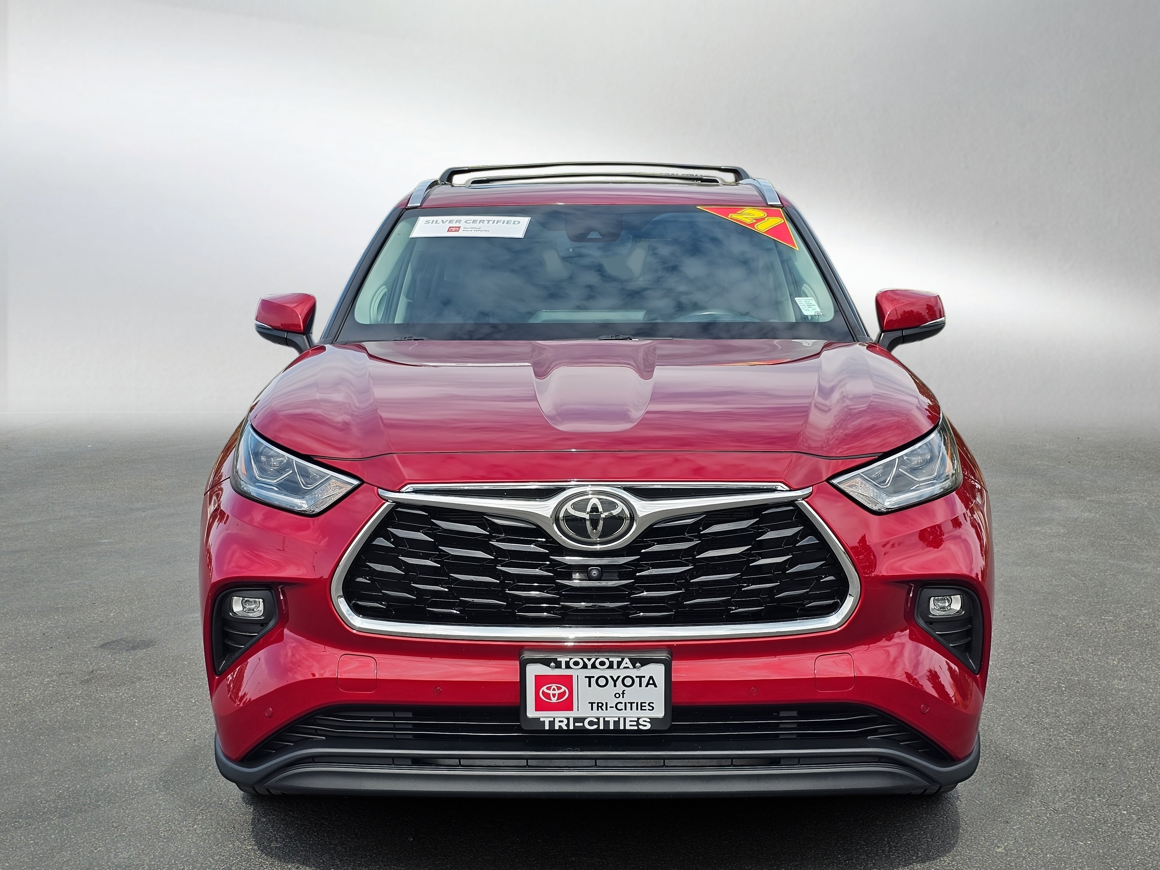 Used 2021 Toyota Highlander Limited AWD/4WD image 7