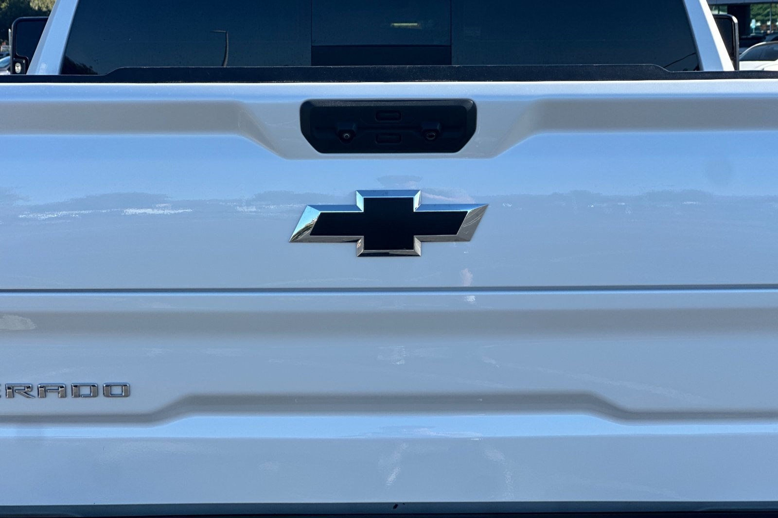 Used 2024 Chevrolet Silverado 1500 LT Trail Boss w/ Convenience Package II AWD/4WD image 47