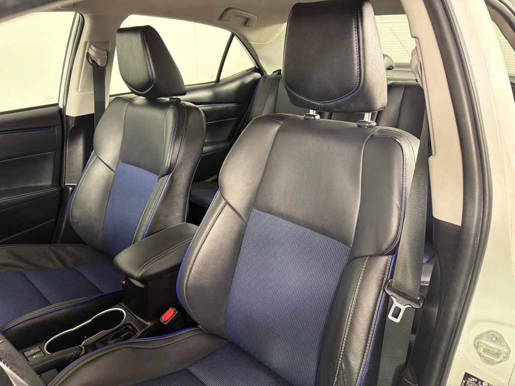 Used 2019 Toyota Corolla SE image 12