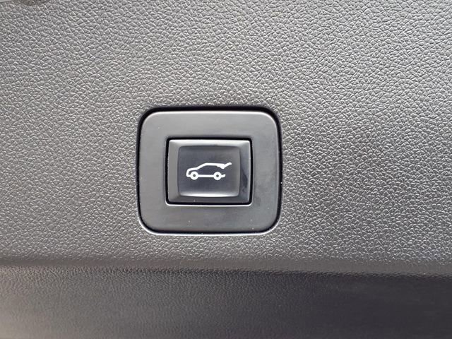 Used 2021 Buick Encore GX Essence w/ Sport Touring Package image 7