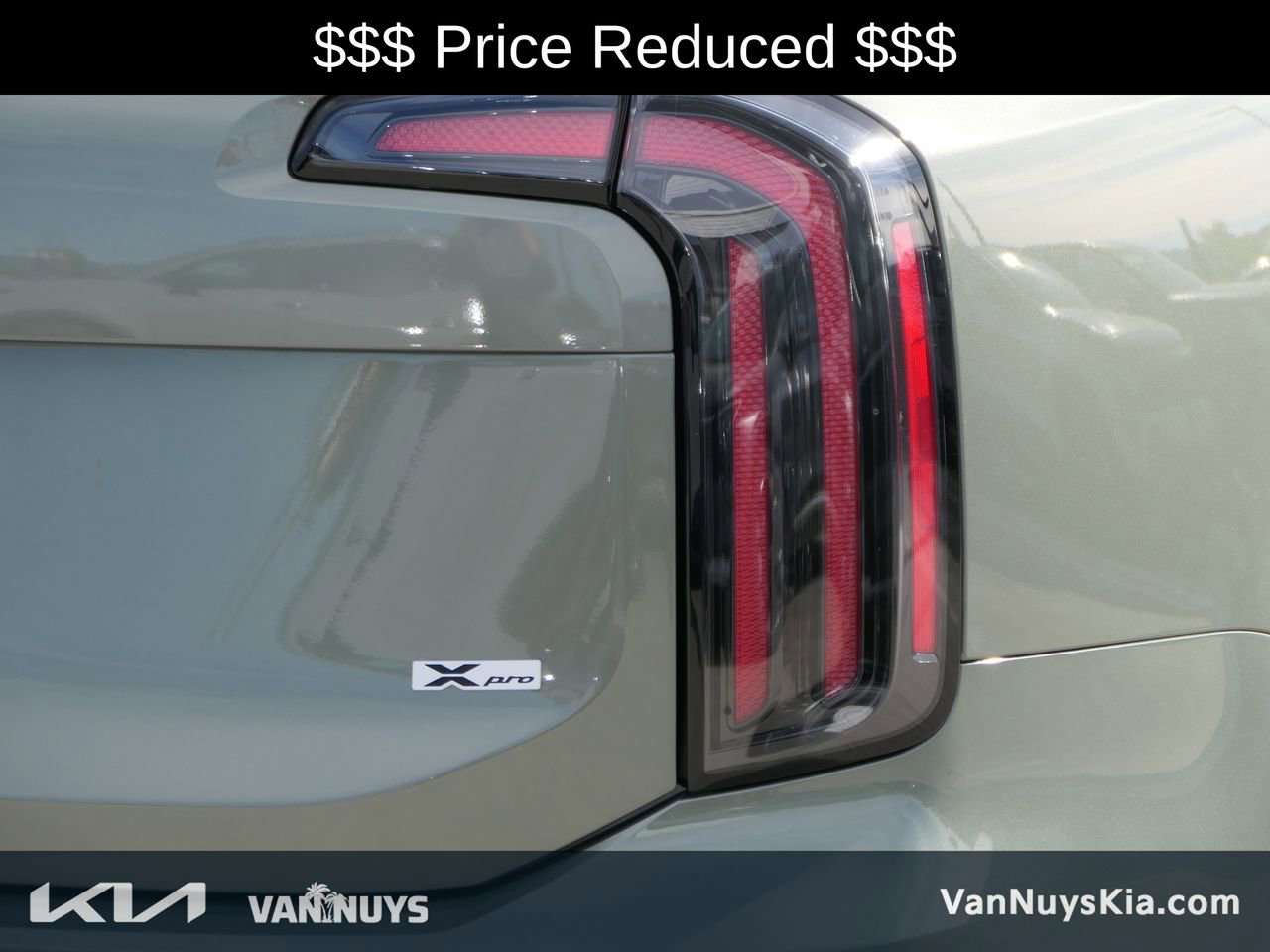 Used 2025 Kia Telluride AWD image 4