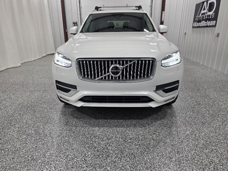 Used 2023 Volvo XC90 B6 Ultimate w/ Protection Package Premier AWD/4WD image 3